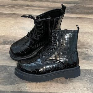 Steve Madden kids boots